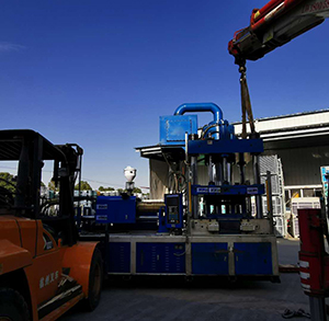 工廠設備吊裝搬運